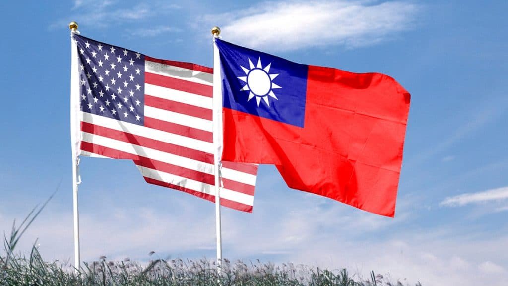 Bandeiras dos Estados Unidos e de Taiwan