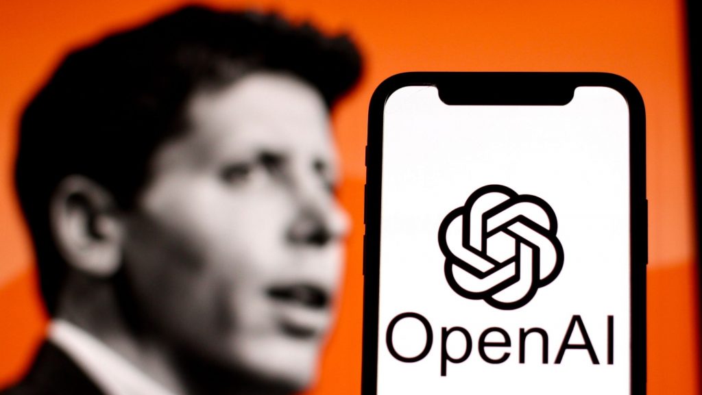 Sam Altman e o logo da OpenAI